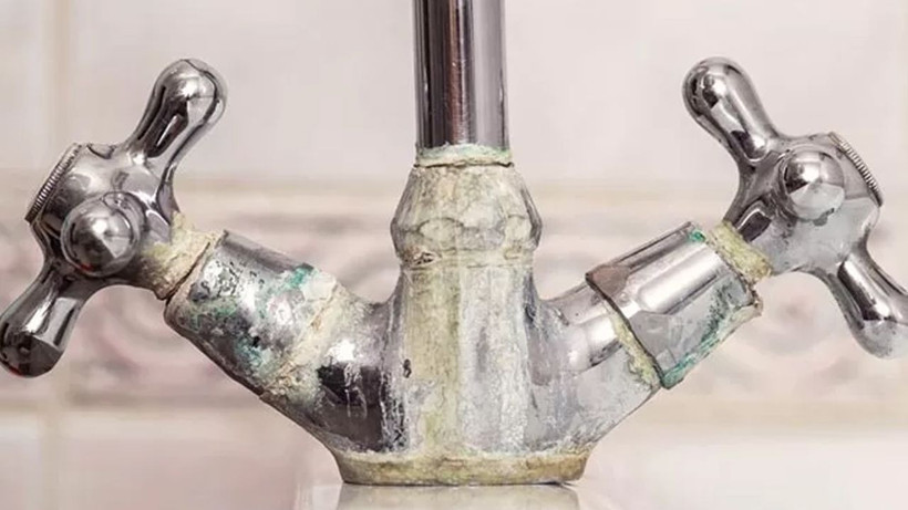 Musluklardaki kireci tek hamlede söküyor, ne limon ne de karbonat! - Resim: 3