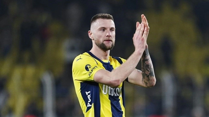 Fenerbahçe’yi karıştıracak ayrılık haberi, yıldız isim ara transfer döneminde gelmişti - Resim: 1