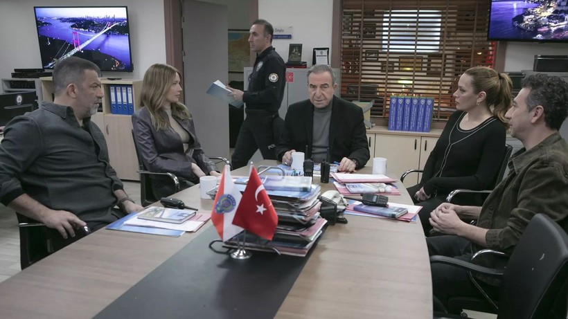 Arka Sokaklar dizisinde herkesi kızdıran sahne, izleyiciden çok ağır tepkiler - Resim: 1