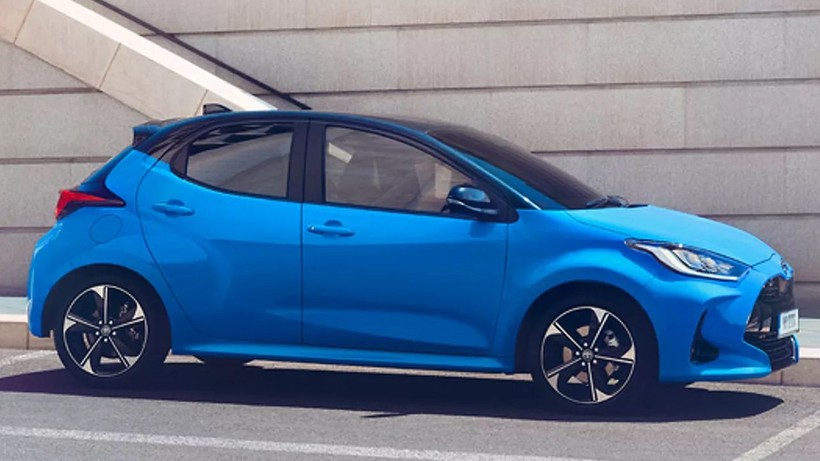 Toyota hibritli modelinin fiyatını dibe çekti; Bu seçenekler kaçacak gibi değil - Resim: 2