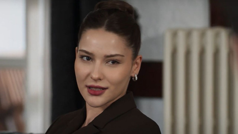 Hudutsuz Sevda dizisi için final gibi karar; Zeynep hayranları bunu tahmin etmedi - Resim: 1