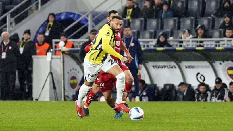 Jose Mourinho’dan Cenk Tosun şaşırtan kararı; Yıldız isim anlaşma sağlamıştı - Resim: 1