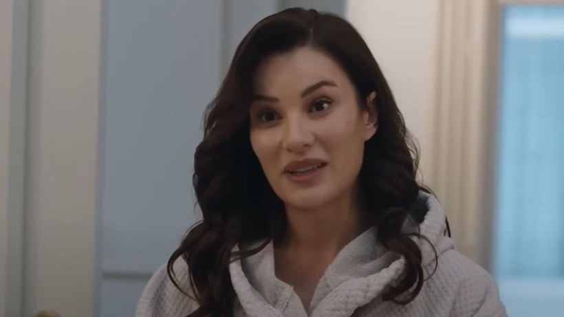 Kızılcık Şerbeti dizisindeki ayrılık ertelendi; Ortalığı karıştıran iddia yalan çıktı - Resim: 1