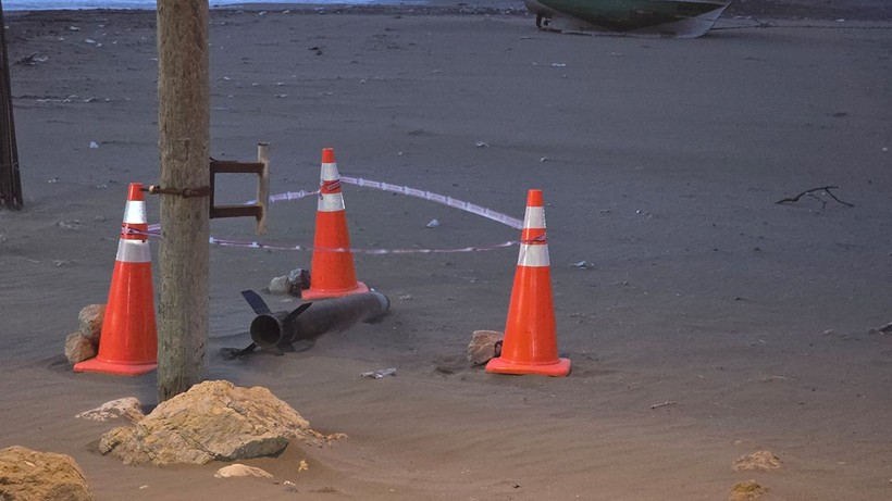 Hatay'da sahile roket vurdu - Resim: 2