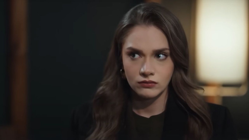 Hudutsuz Sevda dizisi için beklenmeyen karar; Deniz Can Aktaş hayranları şaşkın - Resim: 1