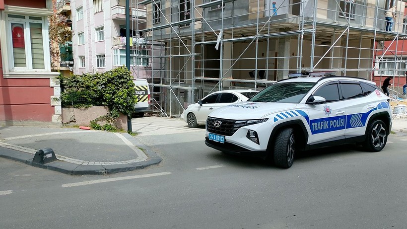 Silivri'de polisten kaçan uyuşturucu şüphelisi vurularak etkisiz hale getirildi - Resim: 1