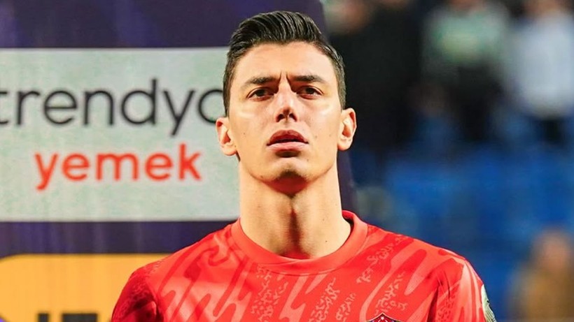 Berke Özer Eyüpspor ile yollarını ayırdı; Galatasaray bile şoka girdi - Resim: 4