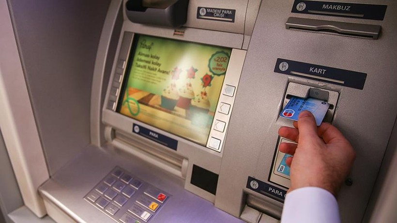 ATM’lerden para çekme limiti sil baştan değişti; İşte yenilen miktarlar - Resim: 1