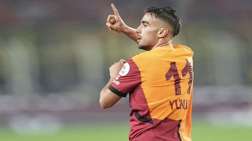 Yunus Akgün takım arkadaşları ile vedalaştı; Galatasaray taraftarını yıkan ayrılık - Resim: 1