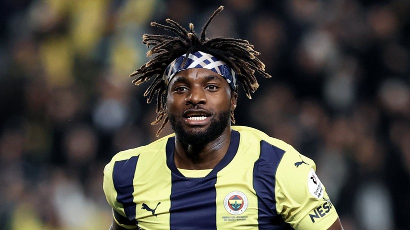 Allan Saint-Maximin Fenerbahçe’ye veda etti; Süper Lig’in devini karıştıracak karar - Resim: 2