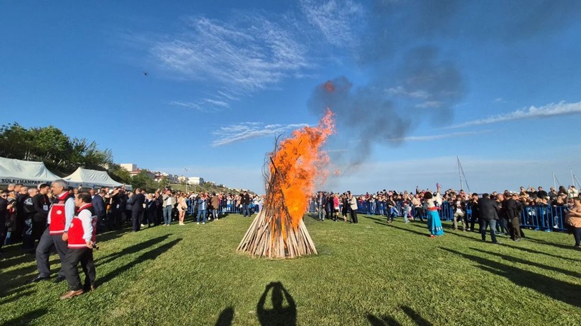 Festival başladı! Tekirdağ'da Kakava ateşi yakıldı - Resim: 2