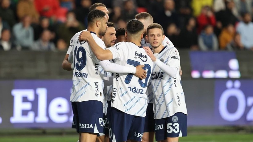 Fenerbahçe’de çok konuşulacak Jose Mourinho kararı; Bu sözlerle duyurdu - Resim: 1