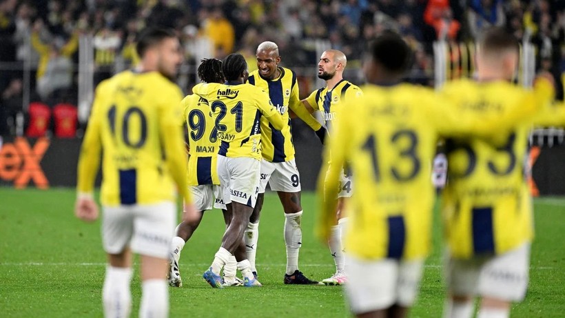 Kanarya’nın gol makinesi Trabzonspor’a geliyor! Süper Lig’de fırtına kopacak - Resim: 1