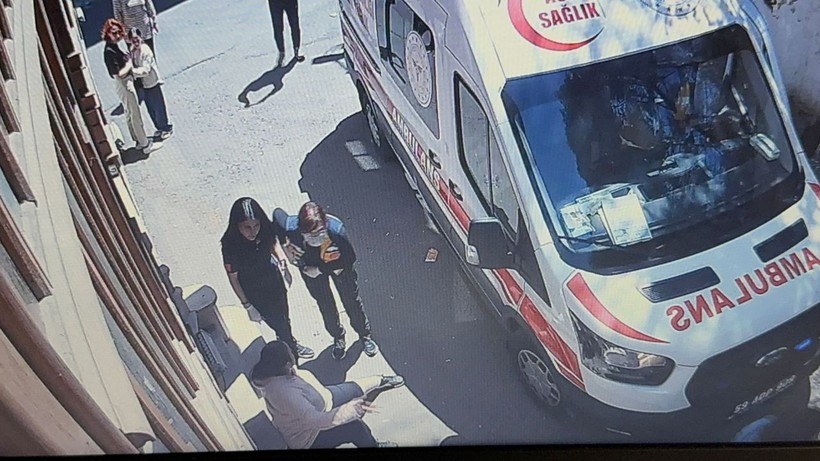 Tekirdağ'da sokak köpeğinin ısırdığı kadın yaralandı - Resim: 4