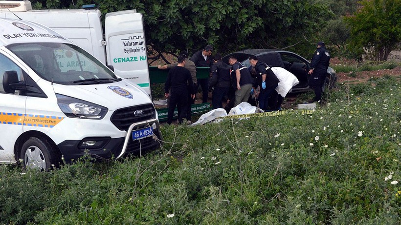 Otomobilinde tüfekle öldürülmüş halde bulundu - Resim: 3