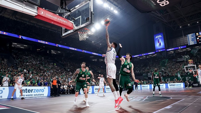 Anadolu Efes, Avrupa’ya veda etti - Resim: 3