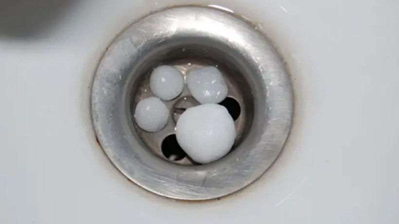 Lavaboyu bu şekilde temizlemenizde fayda var; Artık leş gibi değil mis gibi kokacak - Resim: 2