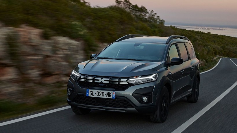 En ucuz 7 kişilik SUV şimdi daha ucuz! Dacia bu çılgınlığı ilk kez yapıyor - Resim: 2
