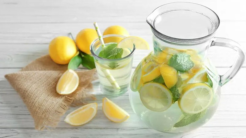 Limon suyunun bu faydası çok az biliniyor; Gece yatmadan önce bir bardak için - Resim: 2