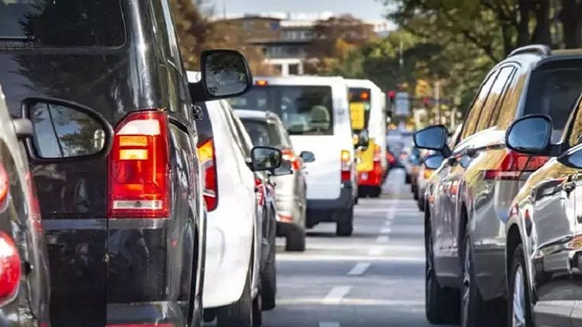 Sürücüler dikkat! Tek tek kaldırılıyor – Trafikte yeni dönem - Resim: 1