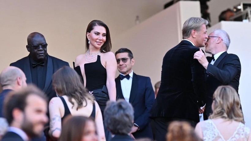 Ebru Yaşar'dan Cannes çıkarması - Resim: 3