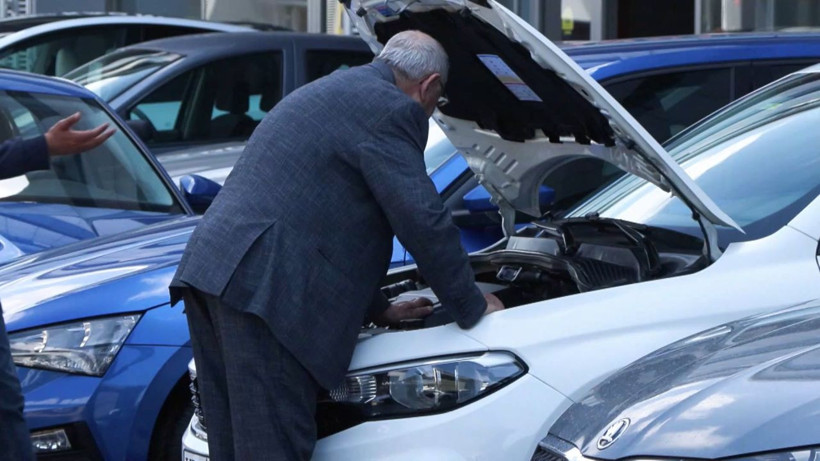 İkinci el oto pazarında beklenen hareketlilik olmadı - Resim: 1