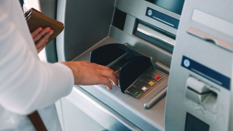 ATM’lerde bulunan bu tuş bakın ne işe yarıyor! Bu gizli özelliği çoğu kişi bilmiyor - Resim: 2