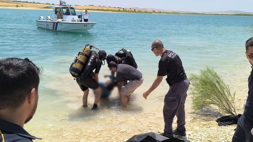 Yeğenini kurtarmak isterken boğuldu - Resim: 3
