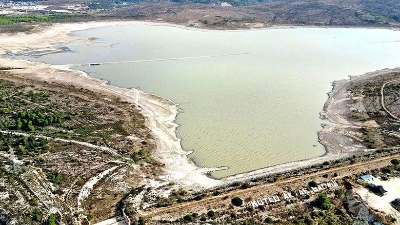 Turizm cennetinde tehlike çanları! Su seviyesi yüzde 13'e düştü - Resim: 3