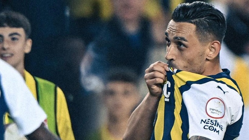 İrfan Can Kahveci Süper Lig ekibiyle anlaştı; Yıldız isim takım arkadaşları ile vedalaştı - Resim: 4