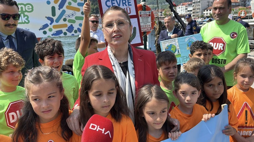 Bartın'da deniz temizliği; florasan lamba ve eski araç lastikleri çıktı - Resim: 2