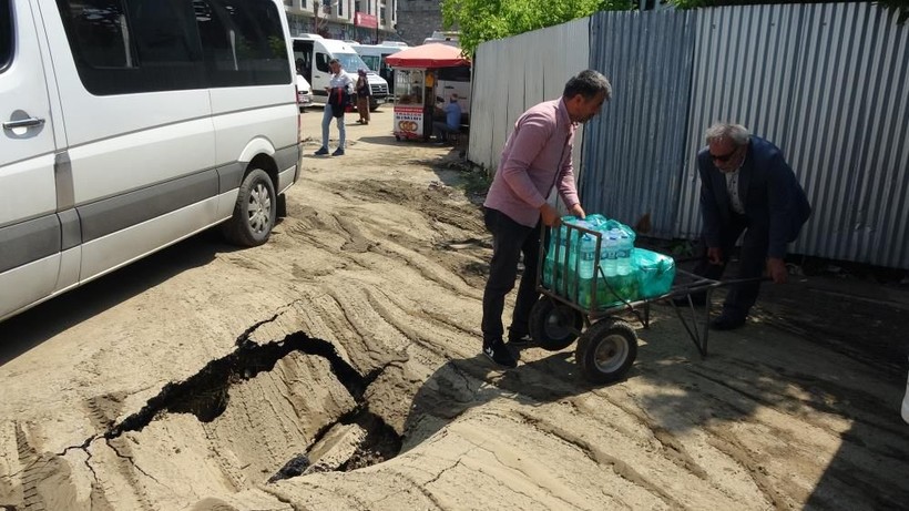 Trabzon'da sel yüzünden oluşan manzara depremi aratmadı - Resim: 4