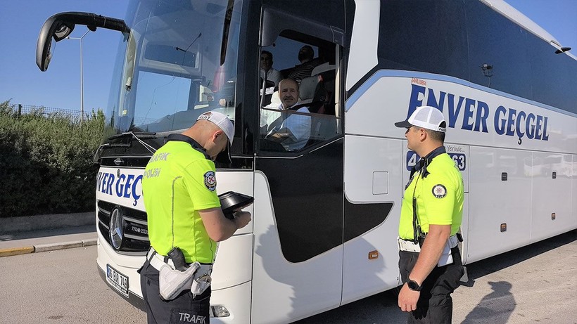 Bursa'da şehirlerarası otobüslerde ‘bayram’ denetimi - Resim: 2