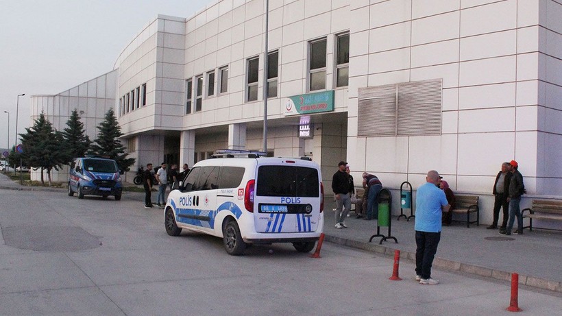 Tartıştığı arkadaşını, boğazına şişe saplayıp öldürdü - Resim: 2