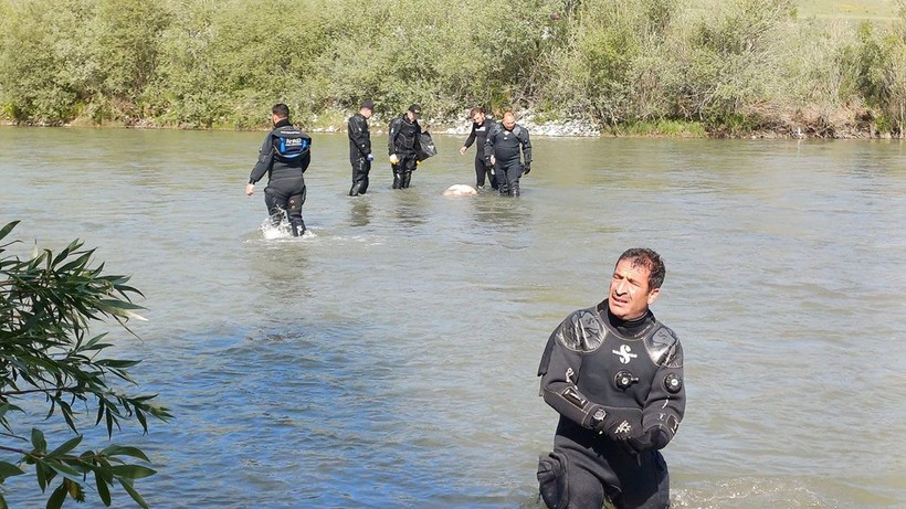 Balık tutarken nehre düştü; cansız bedeni bulundu - Resim: 4
