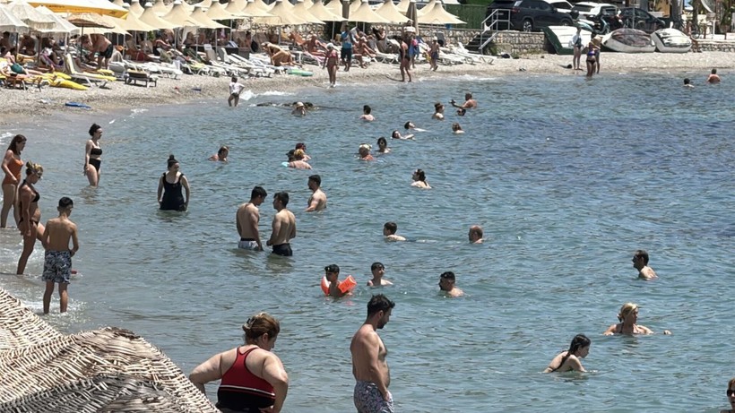 Bodrum sahillerinde bayram yoğunluğu - Resim: 2