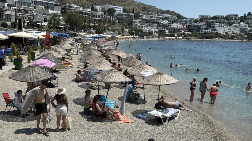 Bodrum sahillerinde bayram yoğunluğu - Resim: 1