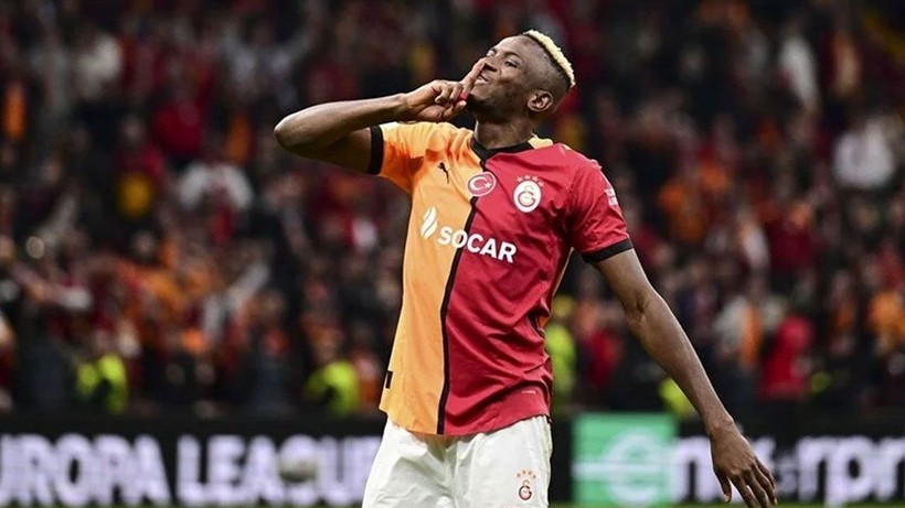 Victor Osimhen transferinde beklenmeyen gelişme! Ücret yükselmesine rağmen teklifi reddetti - Resim: 1