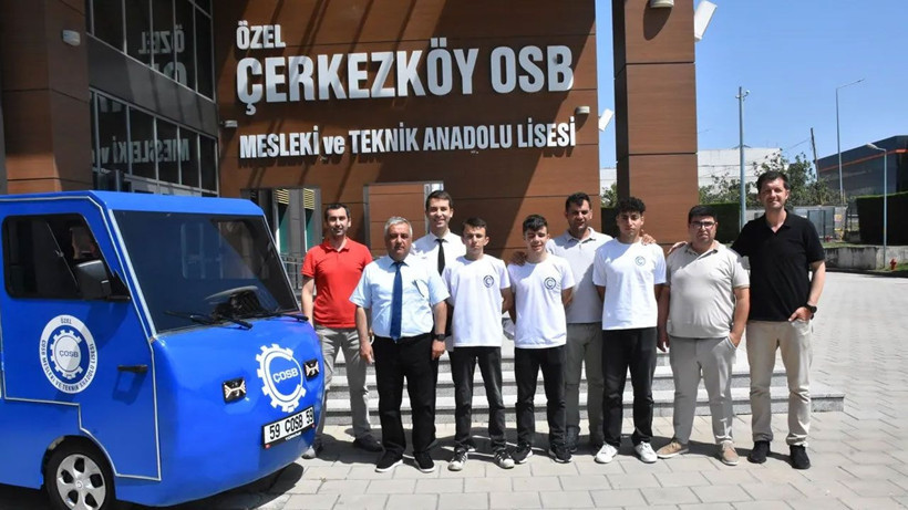 Tekirdağ'da meslek liseli öğrenciler, elektrikli kamyonet üretti - Resim: 4