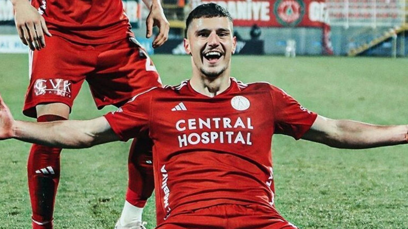 Trabzonspor'un golcü futbolcusu geri geliyor; Gol kralı yeniden formasına kavuşacak - Resim: 4