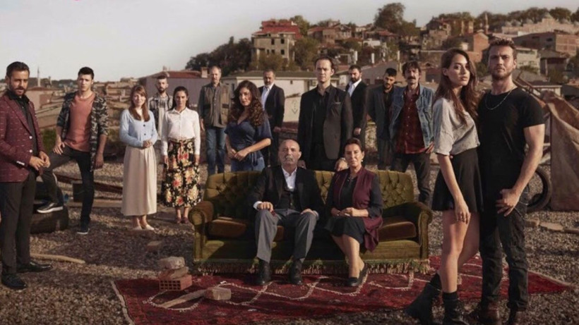 Ve Çukur dizisinin geri dönüş tarihi belli oldu; Efsane kadro yeniden bir arada - Resim: 3