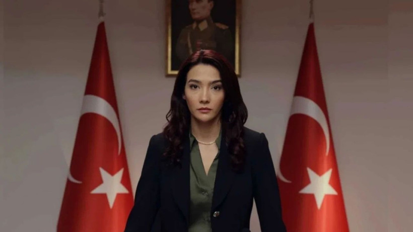 Aybüke Pusat’ın son görüntüsü herkesi şaşırttı; Teşkilat dizisindeki halinden eser yok - Resim: 2
