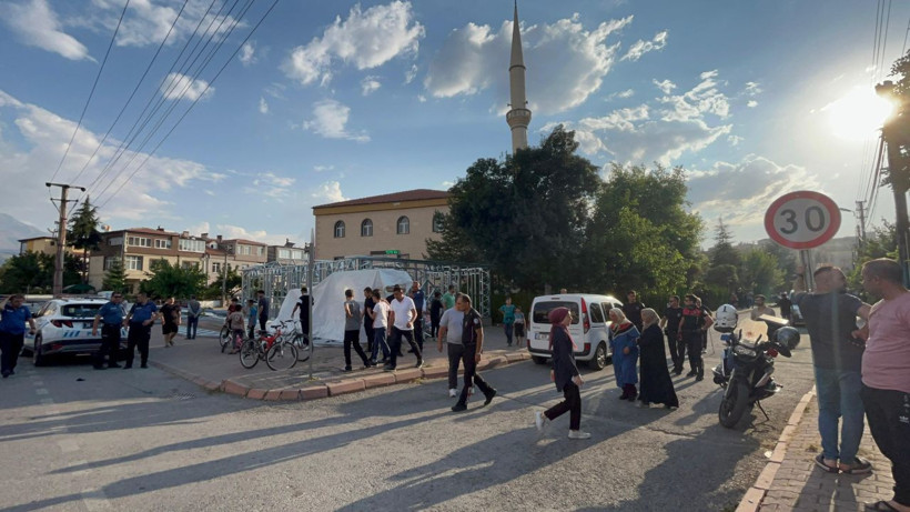 Camideki cinayetin güvenlik kamerası görüntüleri ortaya çıktı - Resim: 4