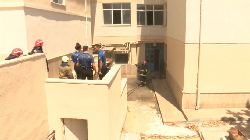 Nişantaşı'nda okulda yangın! 15 öğrenci tahliye edildi - Resim: 1