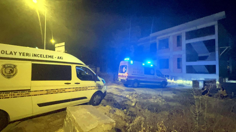 Okul inşaatında erkek cesedi bulundu - Resim: 2