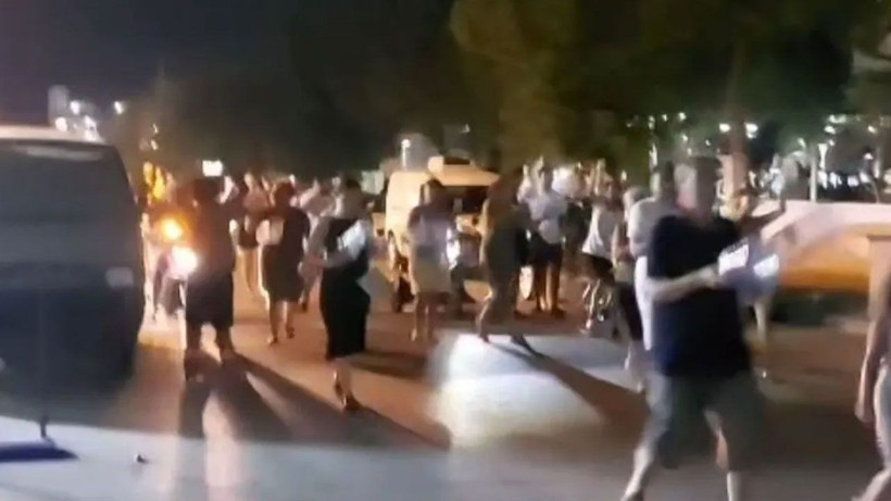 Tekirdağ’da su sıkıntısı: Vatandaşlar bidonlarla sokağa döküldü - Resim: 3