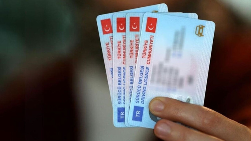 Ehliyet yenileme süresi uzatıldı mı? Başvuru yapmayanları ilgilendiren sürpriz - Resim: 1