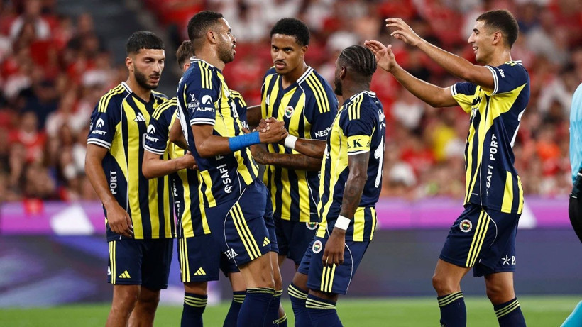 Fenerbahçe'de 10 isim kadroda yok! Şampiyonlar Ligi kadrosu açıklandı - Resim: 3