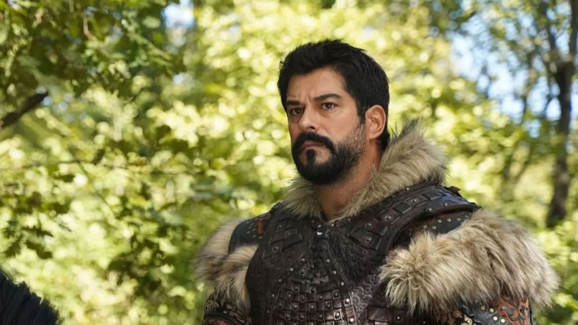 Kuruluş Osman dizisini bekleyenlere kötü haber; Burak Özçivit gitti olay karar verildi - Resim: 1