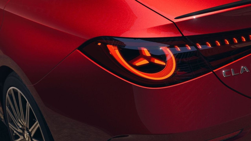 Yeni Mercedes CLA Türkiye’de! Elektrikli 792 km menzil, hibrit güç ve yapay zeka ile sınıfının kralı - Resim: 3